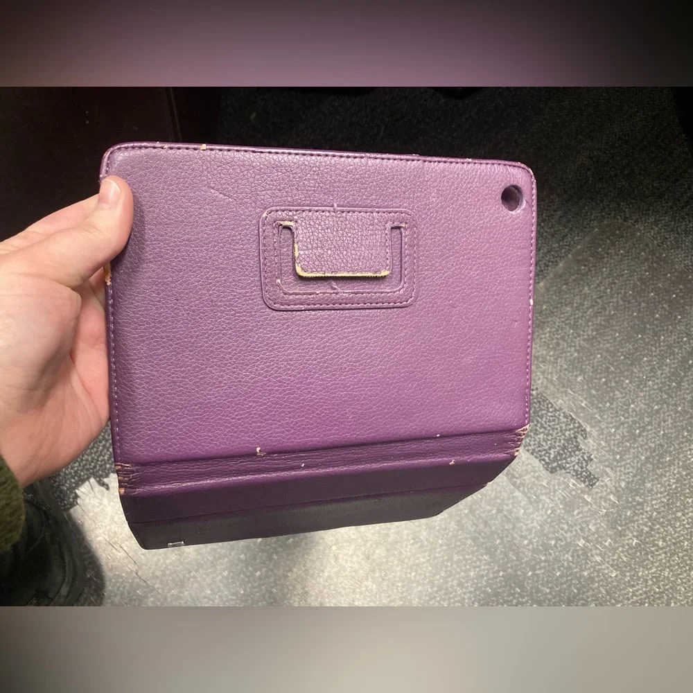 Amazon 1st Generation Apple iPad Mini purple faux leather portfolio case